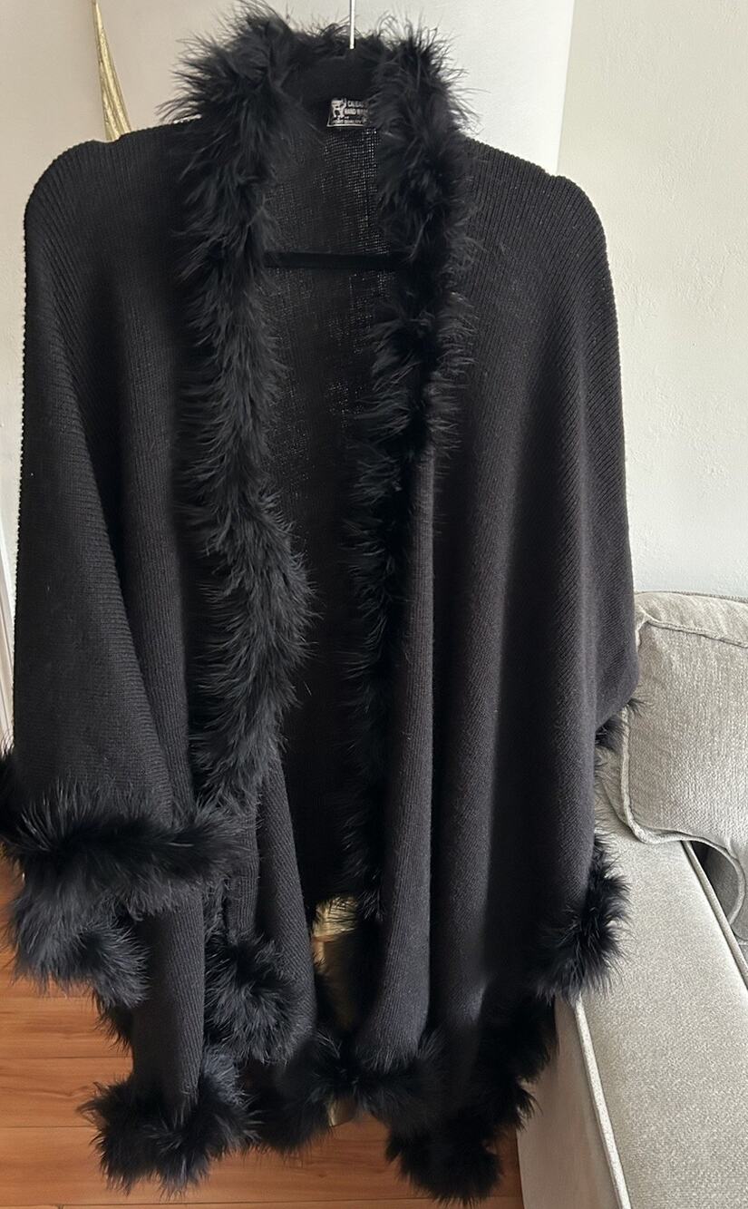 Baby Alpaca Black Shawl Cape Wrap Made In Peru Feathers Trim Size M
